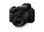 PANASONIC DC-S 5 II X KE KIT 20-60MM VOLLFORMAT Hybrid-Systemkamera mit Objektiv 20-60mm, 7,6 cm Display Touchscreen, WLAN