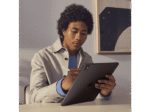 APPLE iPad Pro Cellular (2025), Standard Glas, Tablet, 256 GB, 13 Zoll, Space Schwarz – Bild 6